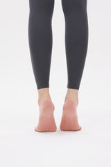 Cross Yoga Socks - Indie Pink