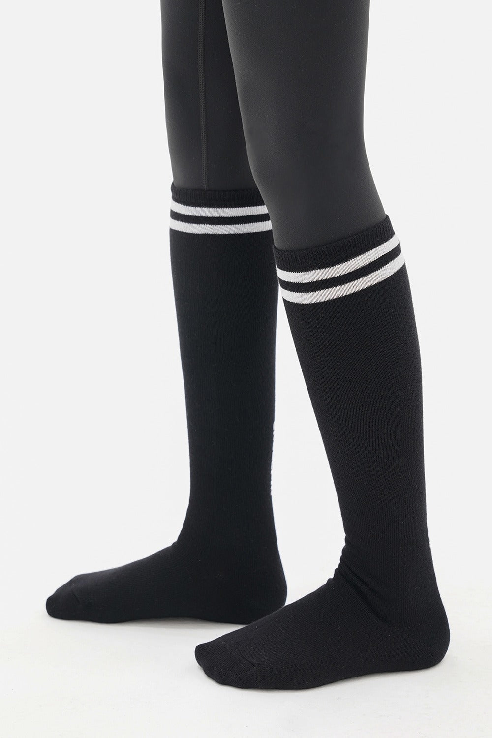 Double Line Knee Socks – Black