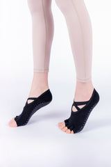 Cross Yoga Socks - Indie Pink