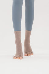 Open-Toe Ankle Yoga Socks - Black